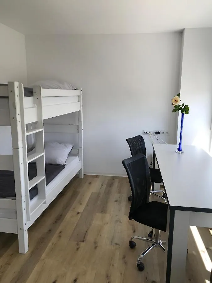 Lägenhetshotell Ferienwohnung Am Campus Sdi München